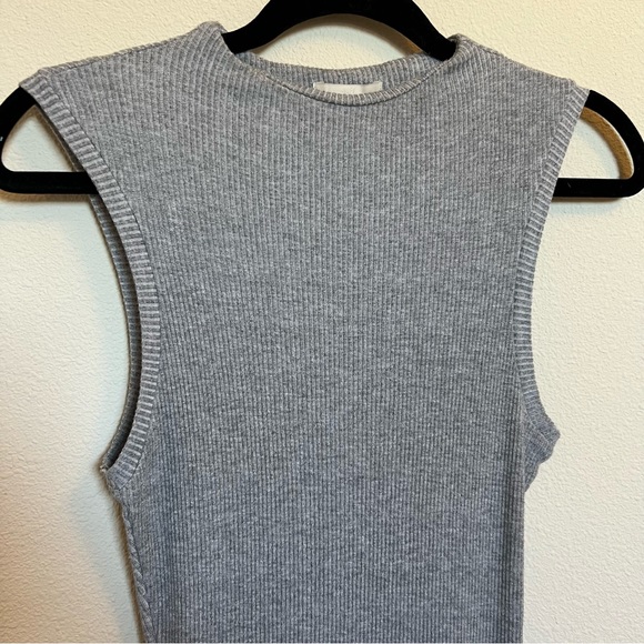 H&M Grey High Neck Midi Sweater Bodycon Dress - Size 8 (EUC) - Picture 3 of 7